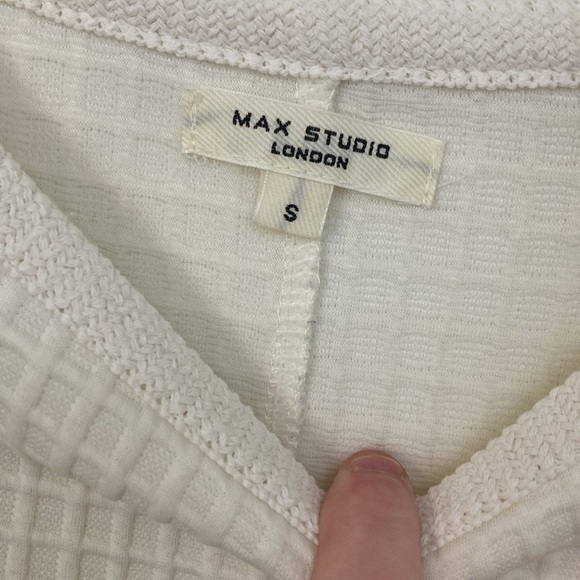 Max Studio Cream Knit top Size Small - Picture 3 of 5